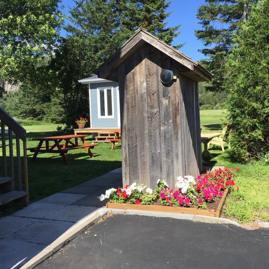 Auberge Le Campagnard Sacre-Coeur Eksteriør bilde